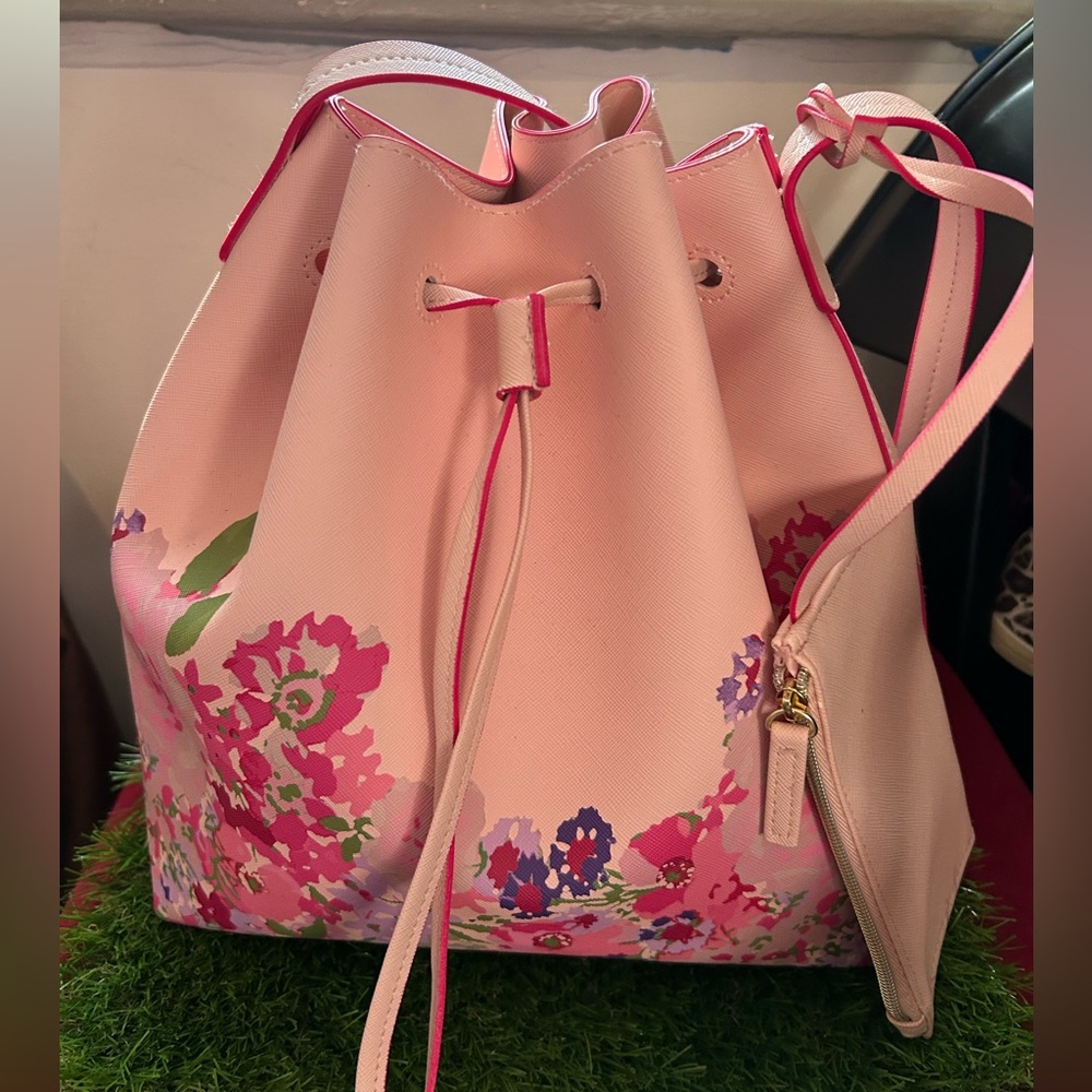 Women shoulder bag (Sold) - Picture 1 of 11